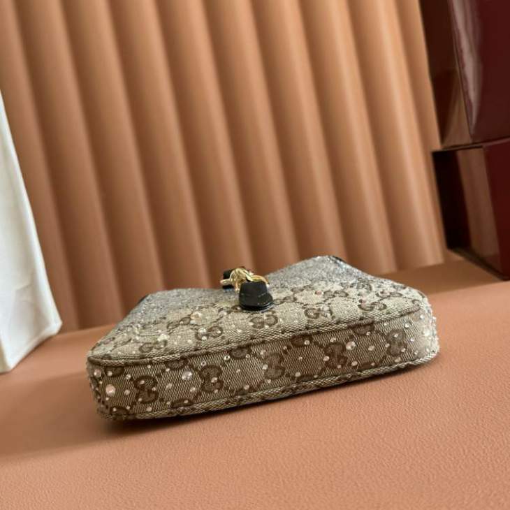 Picture of Gucci Handbags _SKUfw224789077fw